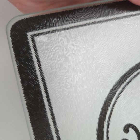 Glass Black & White Trivets (SET OF 2)- Monogram Initial Letter "L"- 8" x 8" - Picture 3 of 6